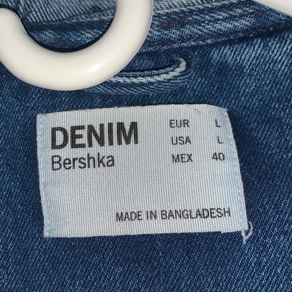 Oversized Denim Jacket w Hood - Picture 7 of 7